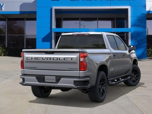 2025 Chevrolet Silverado 1500 Custom
