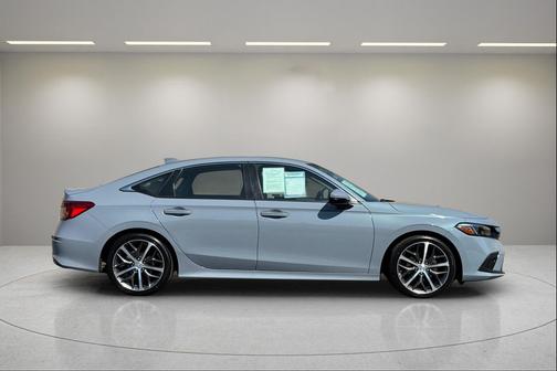 2022 Honda Civic Touring