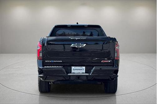 2024 Chevrolet Silverado EV RST