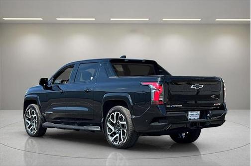 2024 Chevrolet Silverado EV RST