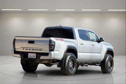 Silver Sky 2018 Toyota Tacoma SR