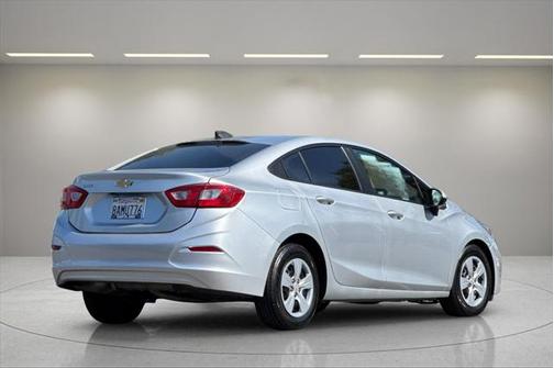 2018 Chevrolet Cruze LS