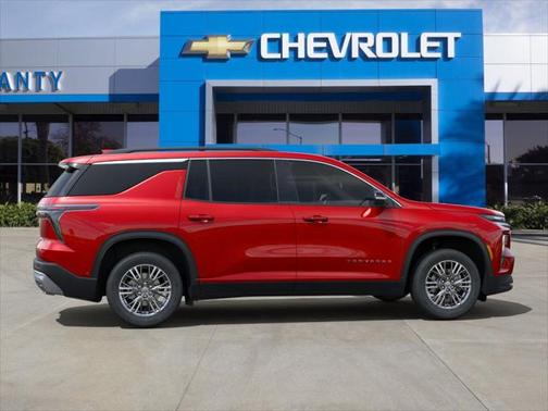 2025 Chevrolet Traverse LT