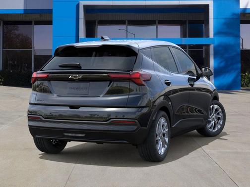 Mosaic Black Metallic 2027 Chevrolet Bolt LT