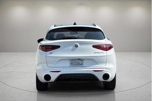 2022 Alfa Romeo Stelvio Ti