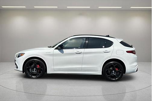 2022 Alfa Romeo Stelvio Ti