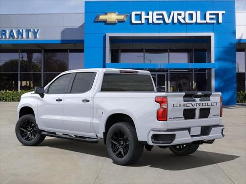 2025 Chevrolet Silverado 1500 Custom