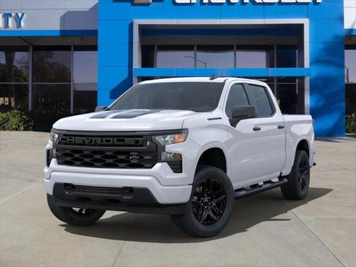 2025 Chevrolet Silverado 1500 Custom