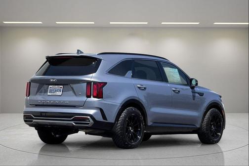 Silver 2021 Kia Sorento S