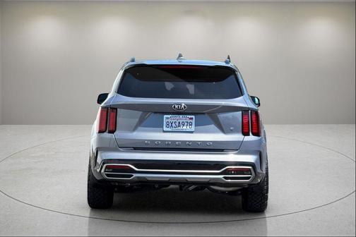 Silver 2021 Kia Sorento S