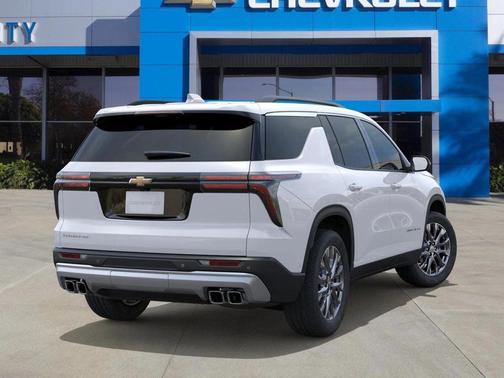 Summit White 2026 Chevrolet Traverse LT