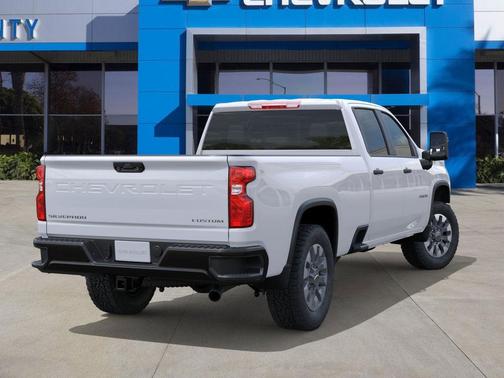 2026 Chevrolet Silverado 2500 Custom