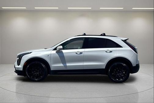 Crystal White Tricoat 2020 Cadillac XT4 Sport