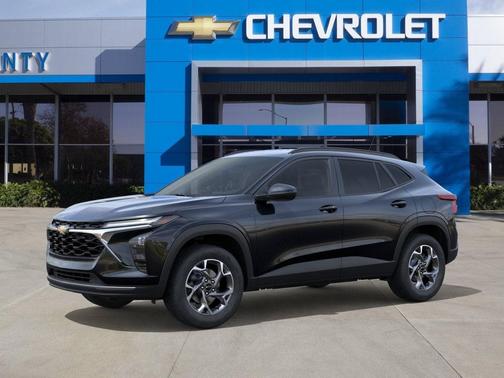 Mosaic Black Metallic 2026 Chevrolet Trax LT