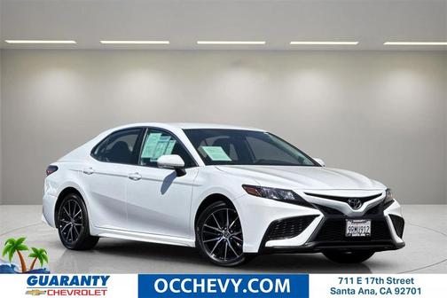 2024 Toyota Camry SE