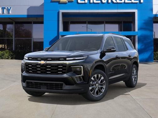Mosaic Black Metallic 2026 Chevrolet Traverse LT