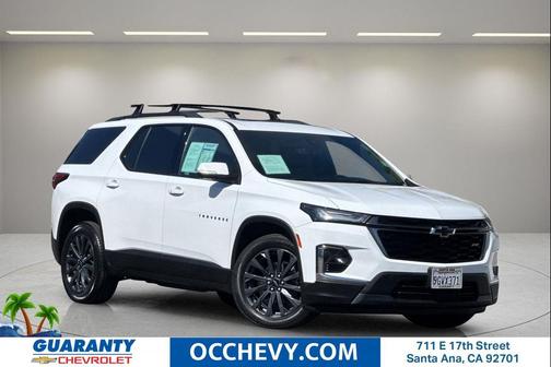 Summit White 2023 Chevrolet Traverse RS
