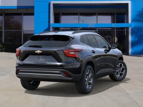 Mosaic Black Metallic 2026 Chevrolet Trax LT