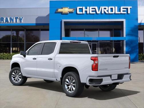 2025 Chevrolet Silverado 1500 Custom