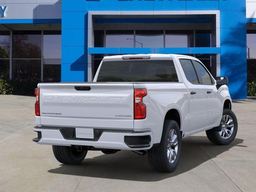 2025 Chevrolet Silverado 1500 Custom