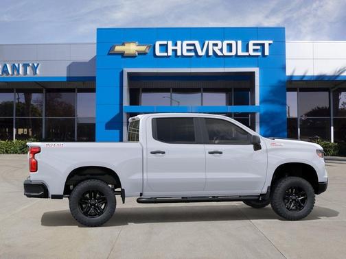 Summit White 2026 Chevrolet Silverado 1500 Custom Trail Boss
