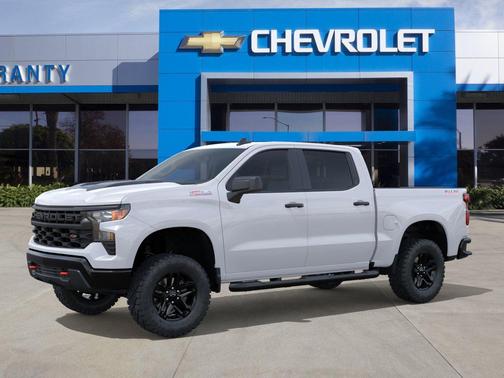 Summit White 2026 Chevrolet Silverado 1500 Custom Trail Boss