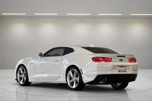 2021 Chevrolet Camaro RWD Coupe LT1