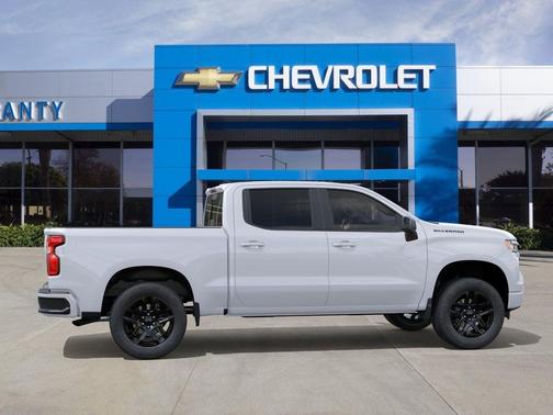 Summit White 2026 Chevrolet Silverado 1500 RST