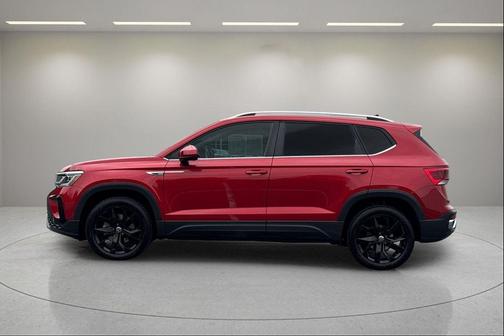 Red Metallic 2022 Volkswagen Taos 1.5T SEL