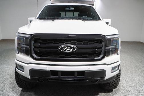 Star White Metallic Tri-Coat 2024 Ford F-150 Lariat
