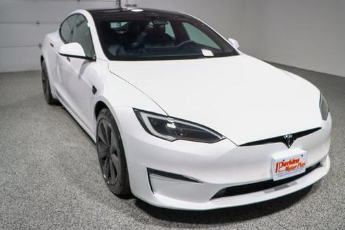 2023 Tesla Model S Plaid