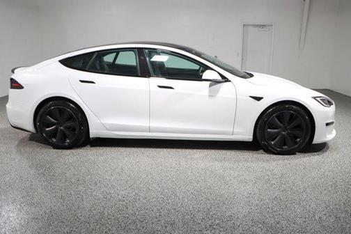 2023 Tesla Model S Plaid