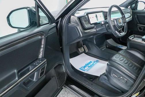 2022 Rivian R1T Adventure