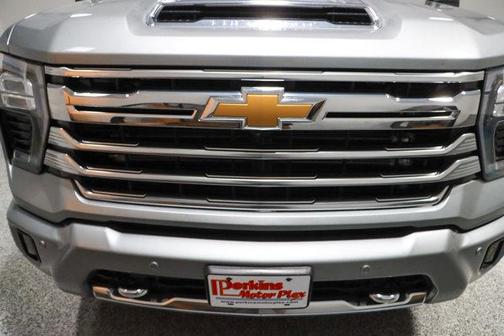 Sterling Gray Metallic 2024 Chevrolet Silverado 3500 High Country