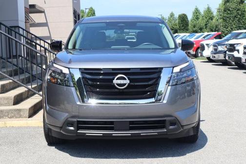 2024 Nissan Pathfinder S FWD