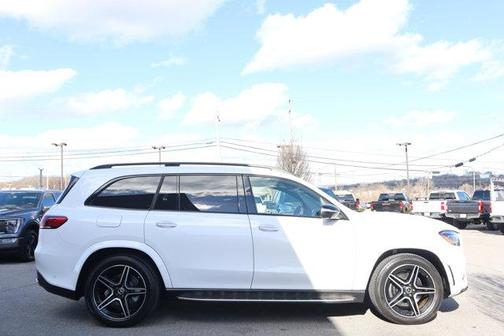 2022 Mercedes-Benz GLS 450 4MATIC