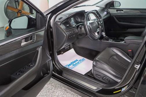 2018 Hyundai SONATA Limited