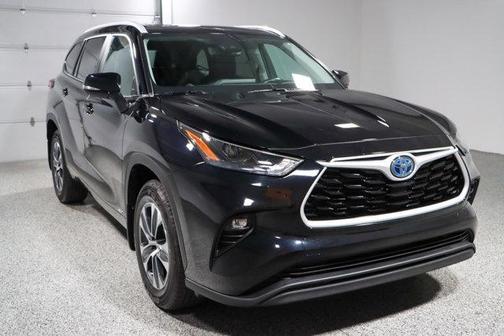 2023 Toyota Highlander Hybrid XLE