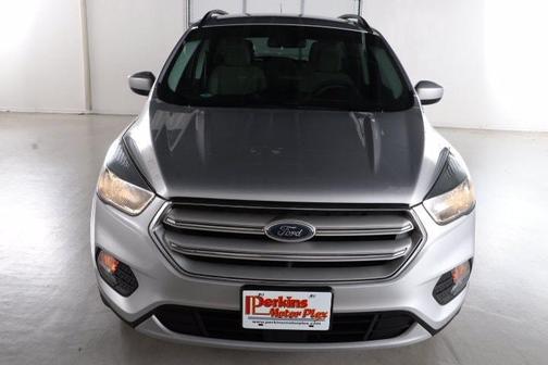 Photo 4 of 32 of 2018 Ford Escape SE