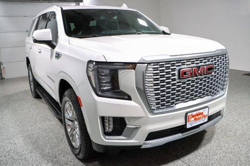 White Frost Tricoat 2023 GMC Yukon Denali
