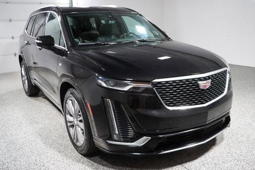 Stellar Black Metallic 2023 Cadillac XT6 Premium Luxury FWD