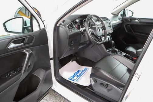 2021 Volkswagen Tiguan 2.0T SE R-Line Black 4MOTION