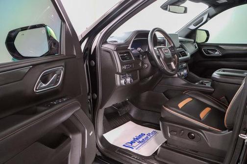 2023 GMC Yukon 4WD AT4