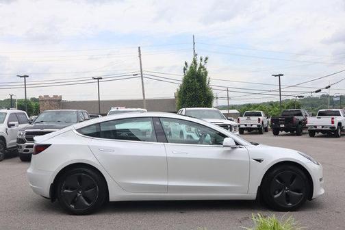 2020 Tesla Model 3 Standard Range