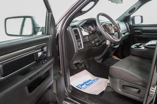 2024 RAM 1500 Classic Warlock Crew Cab 4x4 5'7' Box