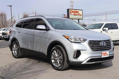 2018 Hyundai SANTA FE SE