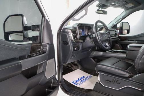 2023 Ford F-450 Lariat