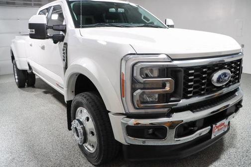 2023 Ford F-450 Lariat