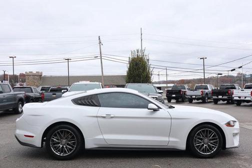2020 Ford Mustang EcoBoost