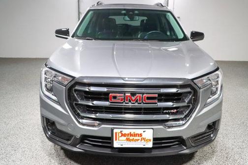 2024 GMC Terrain AWD AT4
